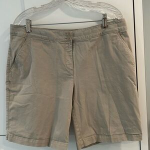 Tommy Bahama Women Shorts Beige Cotton Sz 12